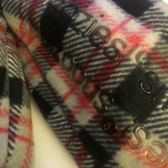 Snoozies Gray Plaid Mens Large 11 / 12 Non-Skid - Picture 3 of 6